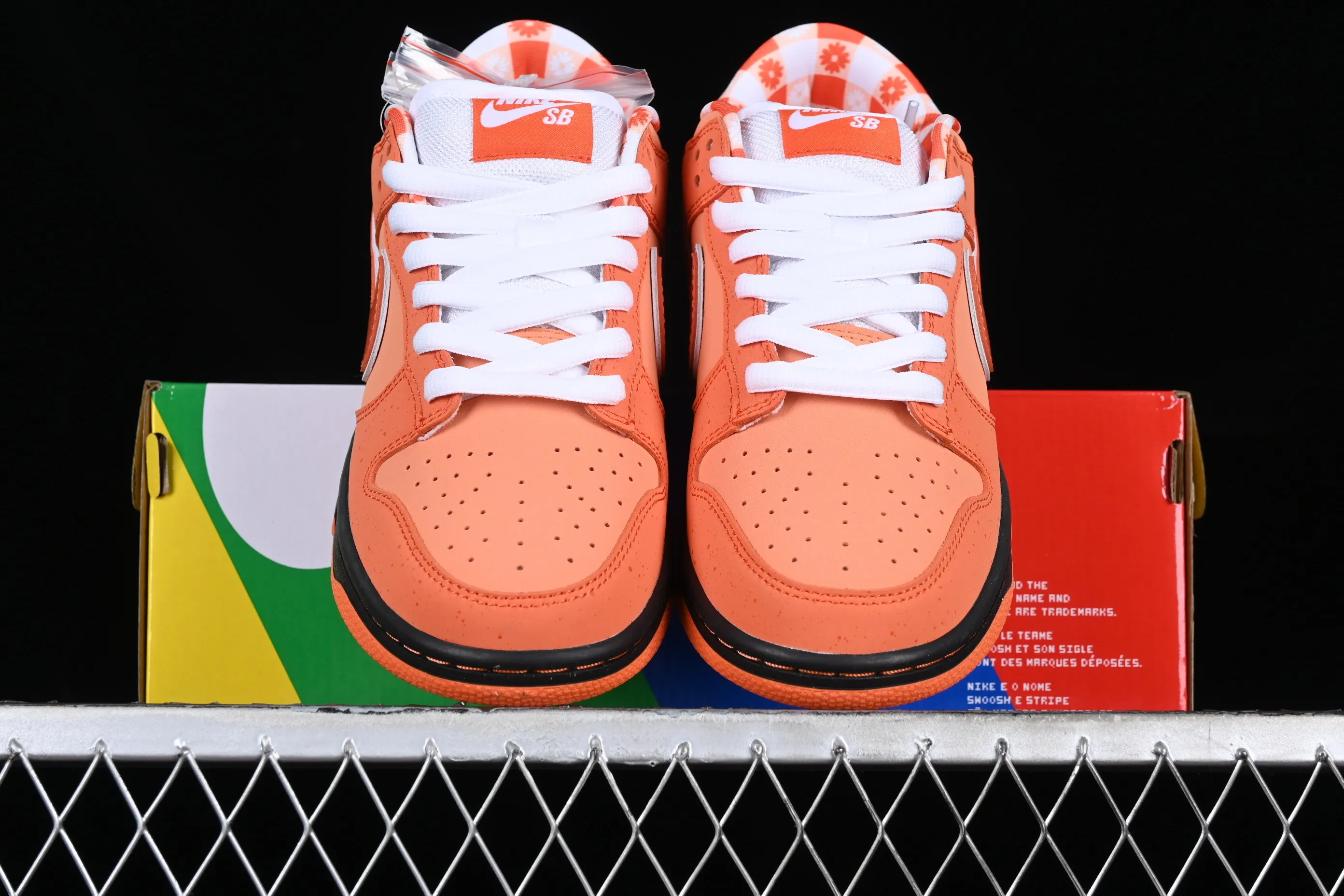 All Categories Nk SB Dunk Series Nk SB Dunk Low Low-top sneakers K version Concepts x Nk SB Dunk Low "Red Lobster" Red Lobster SB low-top sports and leisure sneakers FD8776-800